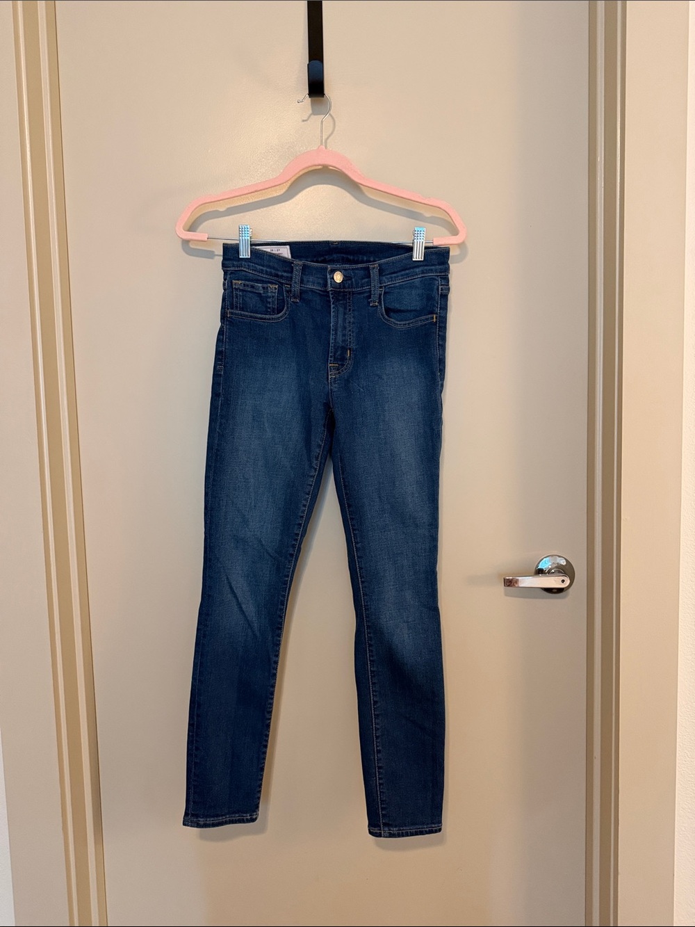 NWOT Gap True Skinny Mid Rise Jean